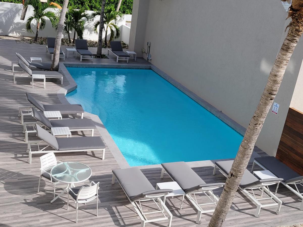 Zenza Boutique Hotel Turtle Cove Екстер'єр фото